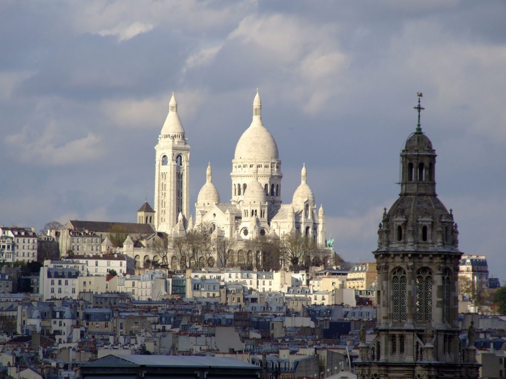 sacra-coeur from a distance